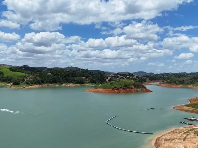Imagem: Terreno a Venda na Cidade de Igarata, com