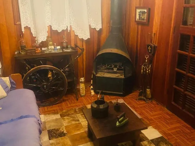 Imagem 11: Linda Chácara a Beira da Represa de Igaratá ( Pé na Agua ) , no Condominio Porto Alpina em Igarata - Sp