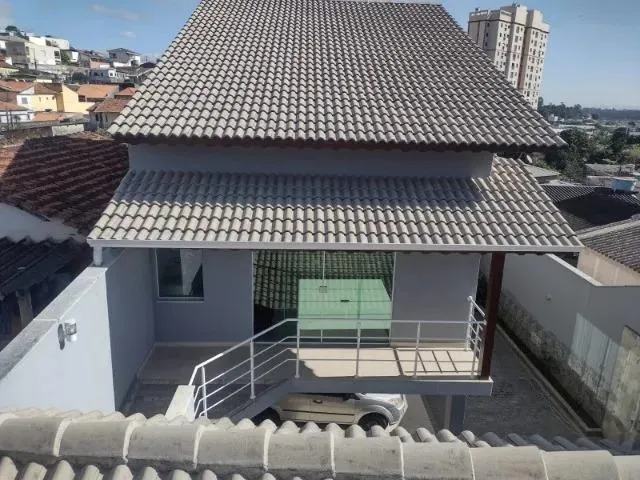 Imagem: Casa de Alto Padrão À Venda em Arujamérica