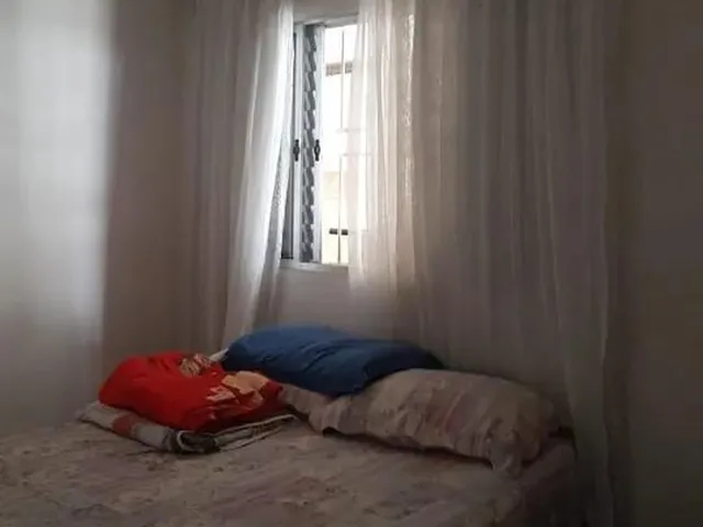 Imagem 9: Casa para Locação em Guarulhos-Sp, Jardim Leda: 4 Quartos, 2 Banheiros, 2 Vagas de Garagem, 220M² de Área. Confira!