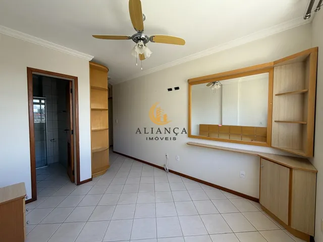 Imagem 5: Apartamento com Sacada e Suíte em Coqueiros