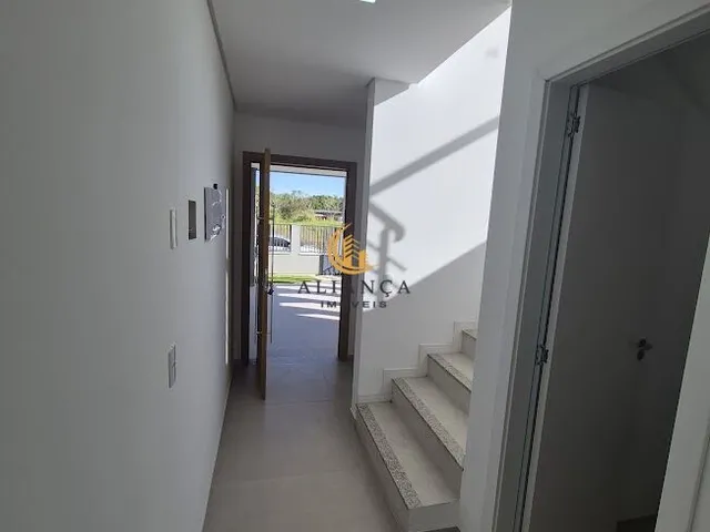 Imagem 6: Sobrado com 3 Dormitórios no Sertão do Maruim