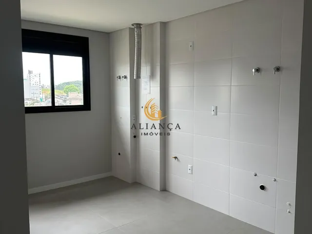 Imagem 3: Apartamento com Suíte e Sacada com Churrasqueira no Pagani