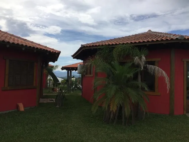 Imagem 10: Pousada com 4 Chalés e 2 Lofts, com Piscina e Vista para Lagoa com Escritura Publica À Venda