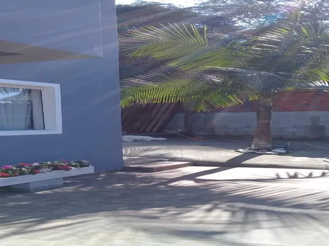 Imagem 7: Imperdível! Casa À Venda em Garopaba-Sc, na Praia do Siriú, com 4 Quartos, 2 Banheiros, 2 Vagas de Garagem e 125M²