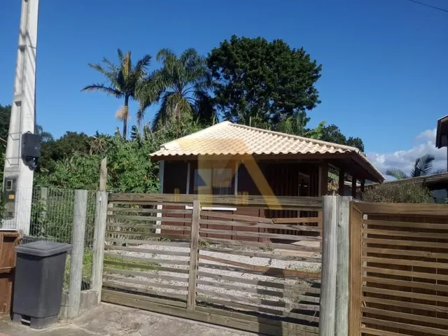 Imagem 11: Terreno de 450M² com Duas Casas, no Bairro Ressacada, em Garopaba