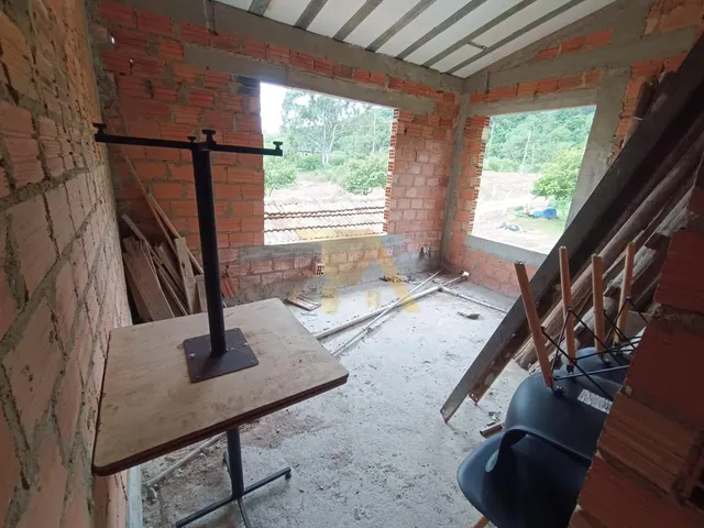 Imagem 5: Lindo Terreno de 1050M² com 3 Casas, Acesso para Lagoa