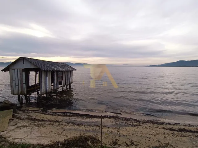 Imagem 16: Lindo Terreno de 1050M² com 3 Casas, Acesso para Lagoa