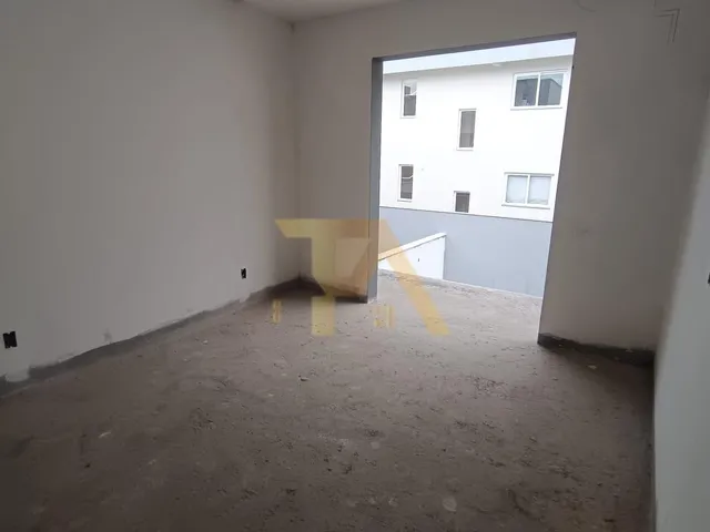 Imagem 13: Casa Tipo Sobrado com 3 Suítes a Menos de 1Minuto da Praia do Centro com 170M² À Venda