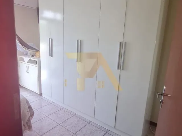Imagem 7: Linda Casa na Beira da Lagoa À Venda