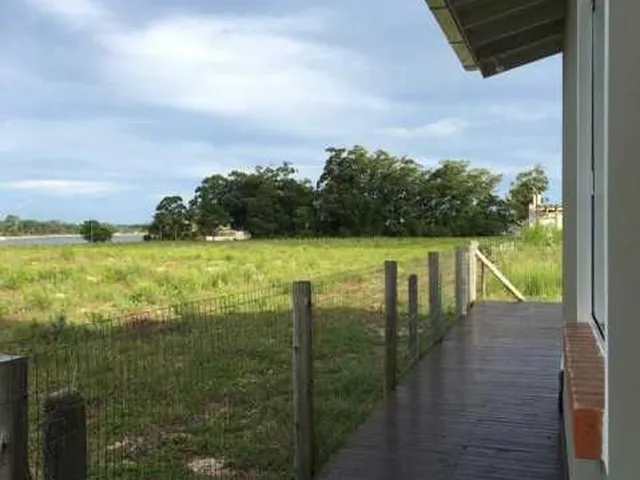 Imagem 13: Casa de Rua - Sobrado / Residencial / Campo D´una