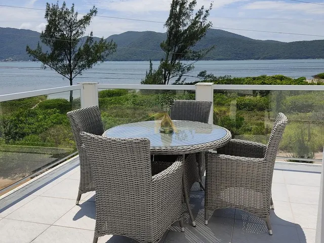 Imagem 7: Casa À Venda com Vista para Praia do Sonho | Residencial
