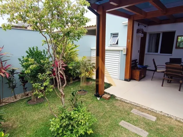 Imagem 12: Casa À Venda em Garopaba-Sc: 3 Quartos, 2 Suítes, 2 Salas e 156M² de Área - Areias de Palhocinha