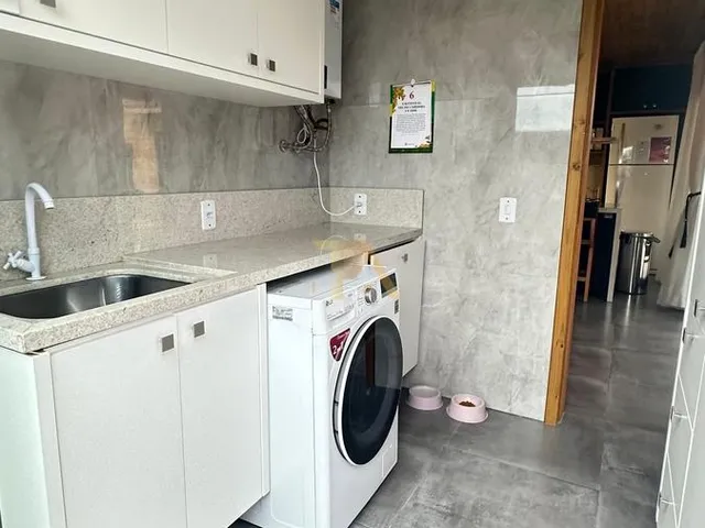 Imagem 5: Casa com 5 Quartos (3 Suítes), Piscina e Área de Lazer