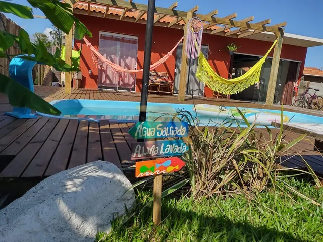 Imagem 9: Casa de 3 Quartos com Piscina