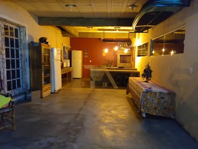 Imagem 13: Casa de 3 Quartos com Piscina