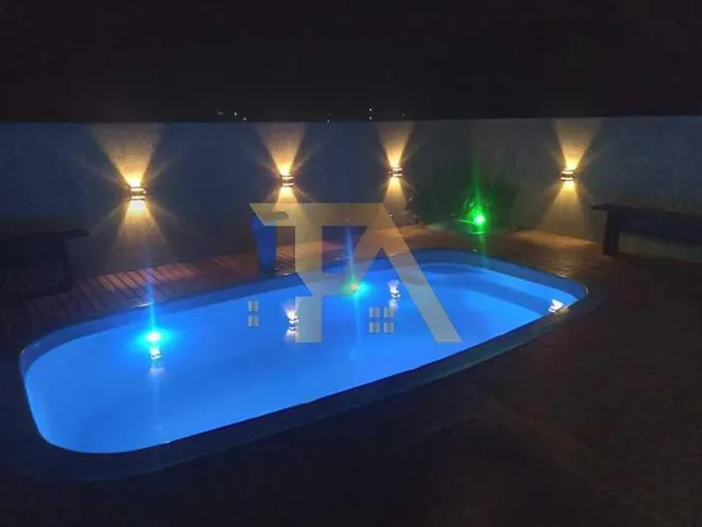 Imagem 2: 0 Casa com 1 dormitório
