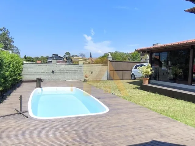 Imagem 14: Casa com Piscina e Jardim na Lagoa de Ibiraquera