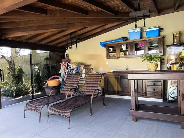 Imagem 12: Casa com Piscina e Jardim na Lagoa de Ibiraquera