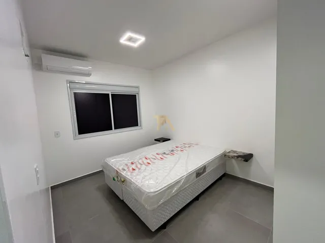 Imagem 10: Casa com 2 Quartos (1 Suíte), Lareira e Churrasqueira