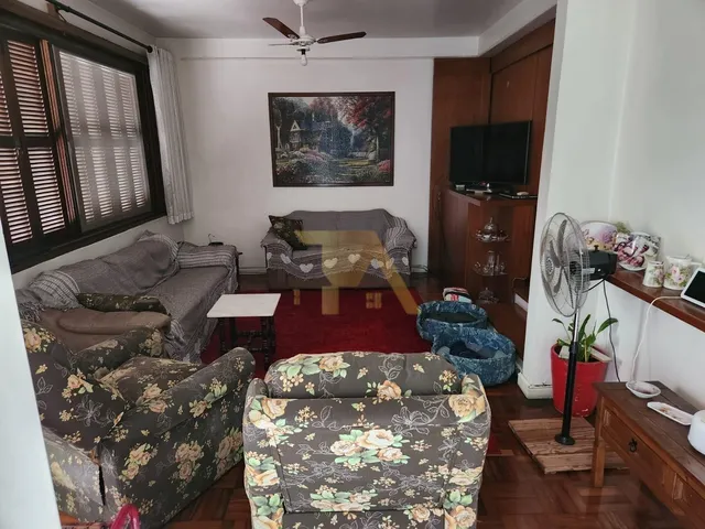 Imagem 7: Sobrado com 5 Dormitórios em Porto Alegre