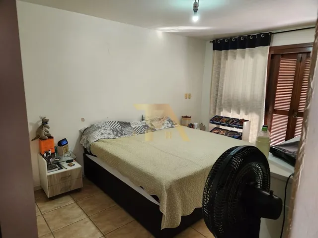Imagem 4: Sobrado com 5 Dormitórios em Porto Alegre