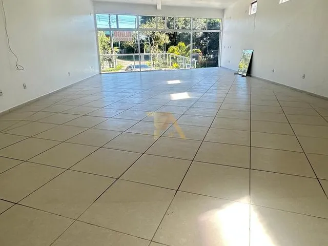 Imagem 3: Aluguel de Sala Comercial de 110M² com 3 Vagas de Garagem em Imbituba-Sc