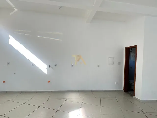 Imagem 6: Aluguel de Sala Comercial de 110M² com 3 Vagas de Garagem em Imbituba-Sc