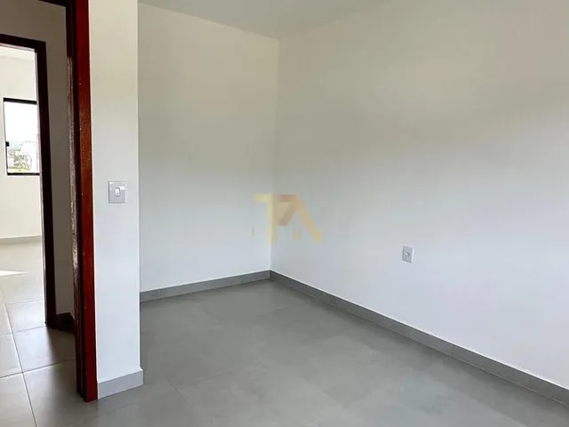 Imagem 15: Imperdível Residência com 2 Suítes À Venda em Garopaba-Sc, Bairro Encantada - 86,82M² e 2 Vagas de Garagem!