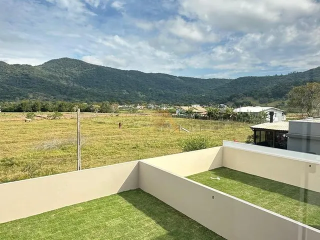 Imagem 10: Imperdível Residência com 2 Suítes À Venda em Garopaba-Sc, Bairro Encantada - 86,82M² e 2 Vagas de Garagem!