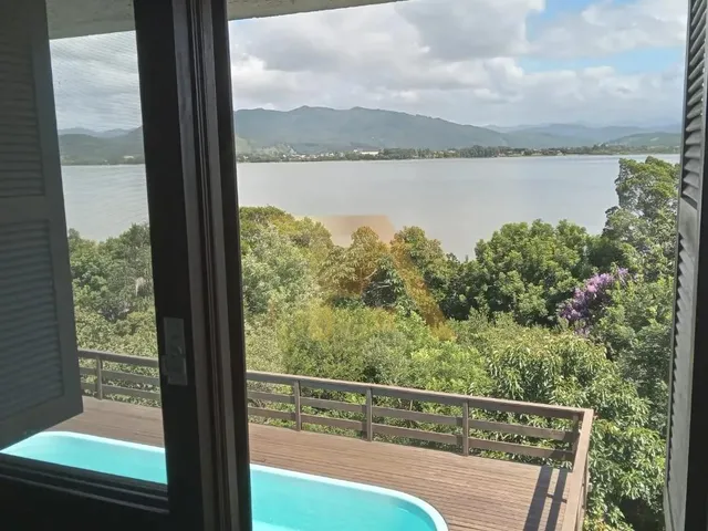 Imagem 5: Casa com Piscina e Acesso À Lagoa da Ibiraquera | Residencial