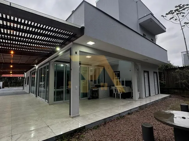 Imagem 11: Casa com 3 Quartos e Ampla Área de Lazer na Barrinha em Garopaba