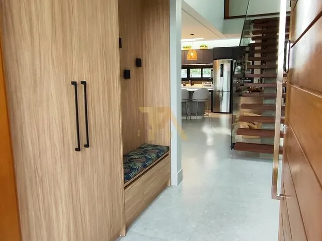 Imagem 15: Sobrado de Alto Padrão Mobiliado no Condomínio Aqualina Imbituba