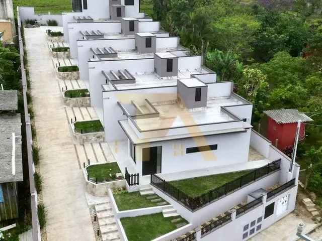 Imagem 9: Imperdível Residência À Venda em Garopaba-Sc, Bairro Ressacada: 2 Quartos, Sala, Garagem e 51,55M² de Pura Qualidade!