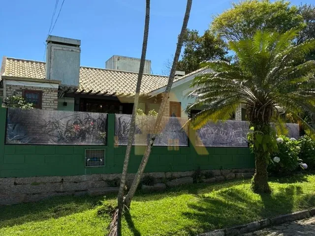 Imagem 3: Casa Ampla com Piscina e Edícula no Bairro Panorâmico Garopaba