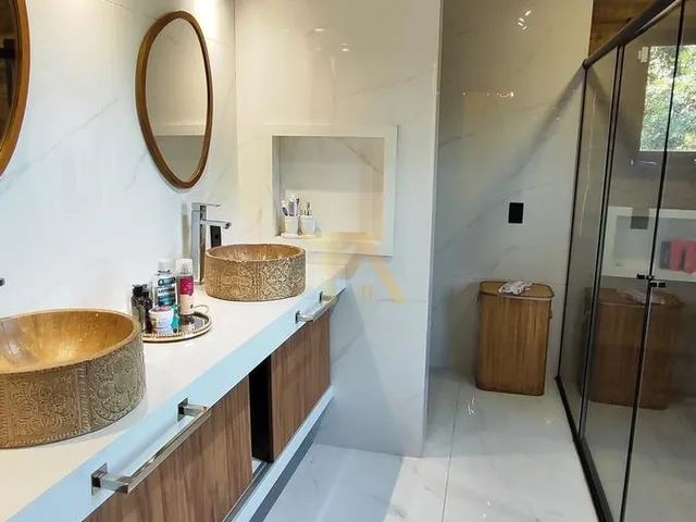 Imagem 13: Imperdível Casa de Luxo em Ibiraquera: 4 Quartos, 3 Suítes, 5 Banheiros, 4 Vagas Garagem, 360M² - Imbituba-Sc