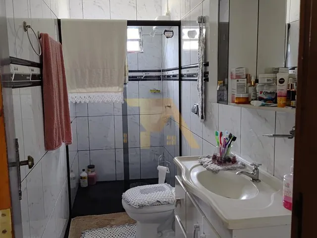 Imagem 11: Casa de 3 Quartos com Garagem e Churrasqueira em Garopaba-Sc! Confira Essa Oportunidade no Bairro Areias da Palhocinha!