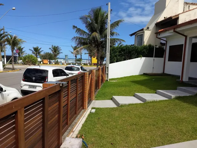 Imagem 15: Casa À Venda em Vila Nova, Imbituba: 5 Quartos, 2 Suites, Pé na Areia!