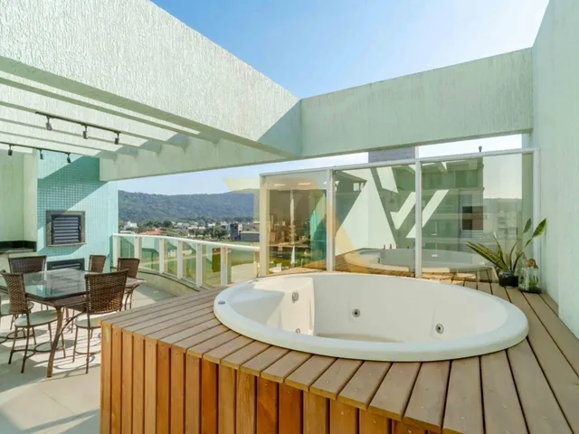 Imagem 12: Cobertura Duplex com Jacuzzi a 120M da Praia de Mariscal