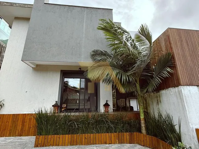 Imagem 8: Imperdível! Casa À Venda em Garopaba-Sc, Bairro Silveira, com Vista para o Mar