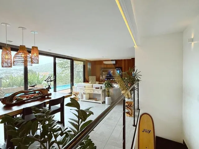 Imagem 15: Imperdível! Casa À Venda em Garopaba-Sc, Bairro Silveira, com Vista para o Mar
