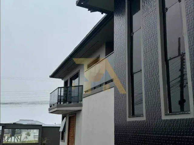 Imagem 16: Casa de Alto Padrão Mobiliada com Piscina no Village Imbituba