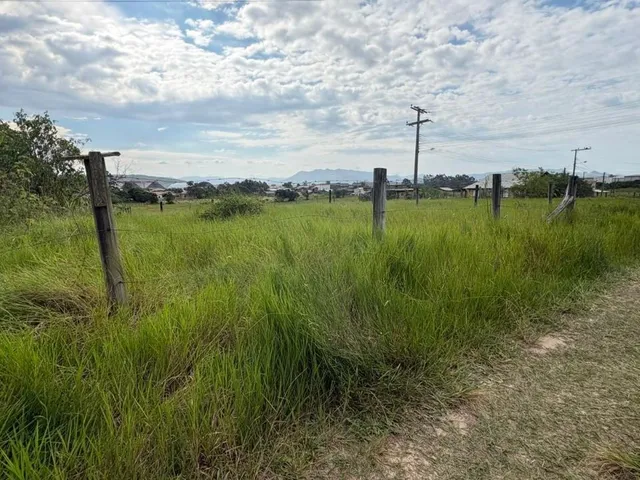Imagem: Terreno À Venda em Imbituba-Sc, Bairro