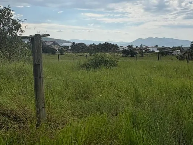 Imagem 2: Terreno À Venda em Imbituba-Sc, Bairro Arroio do Rosa! 251M² de Oportunidade Única!
