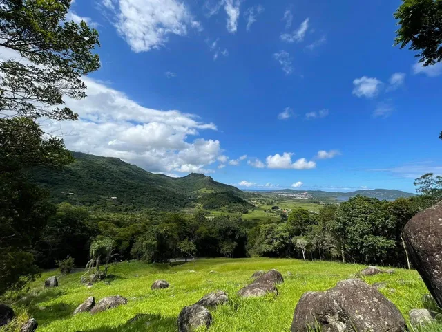 Imagem: Terreno de 2.076,16 M² em Condomínio Exclusivo