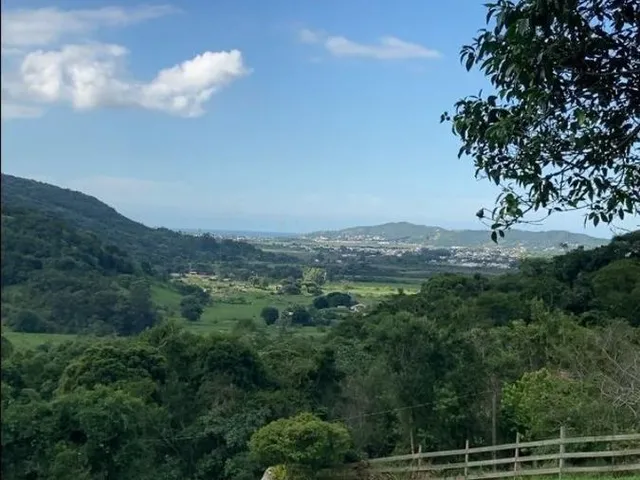 Imagem 3: Terreno de 2.076,16 M² em Condomínio Exclusivo em Garopaba-Sc, no Bairro Encantada: Sua Oportunidade de Investimento!
