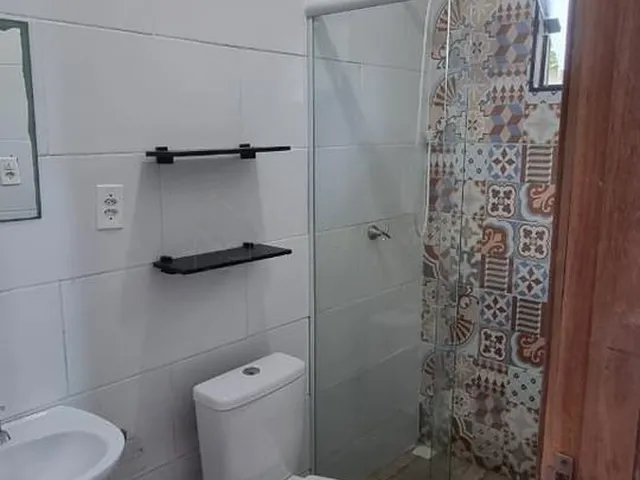Imagem 4: Oportunidade Única: Pousada + Sala Comercial À Venda na Praia do Rosa - Sc com Energia Solar, Piscina e Mais!