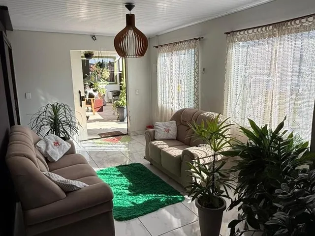 Imagem 7: Maravilhosa Casa À Venda em Garopaba-Sc, Campo Duna: 4 Quartos, 3 Salas, 5 Vagas de Garagem e 350 M² de Área Construída