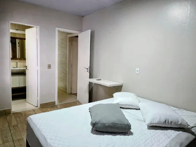 Imagem 9: Casa À Venda em Garopaba-Sc, Centro: 7 Quartos, 1 Suíte, 4 Salas, 5 Banheiros, 6 Vagas de Garagem - 346M² de Área