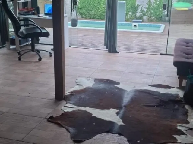 Imagem 9: Casa À Venda na Praia do Rosa Imbituba-Sc: 2 Quartos, 1 Suíte, Piscina, Deck e Varanda Gourmet. Agende Sua Visita!